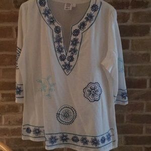 Women’s blouse